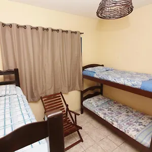  Hostal Aeroporto House